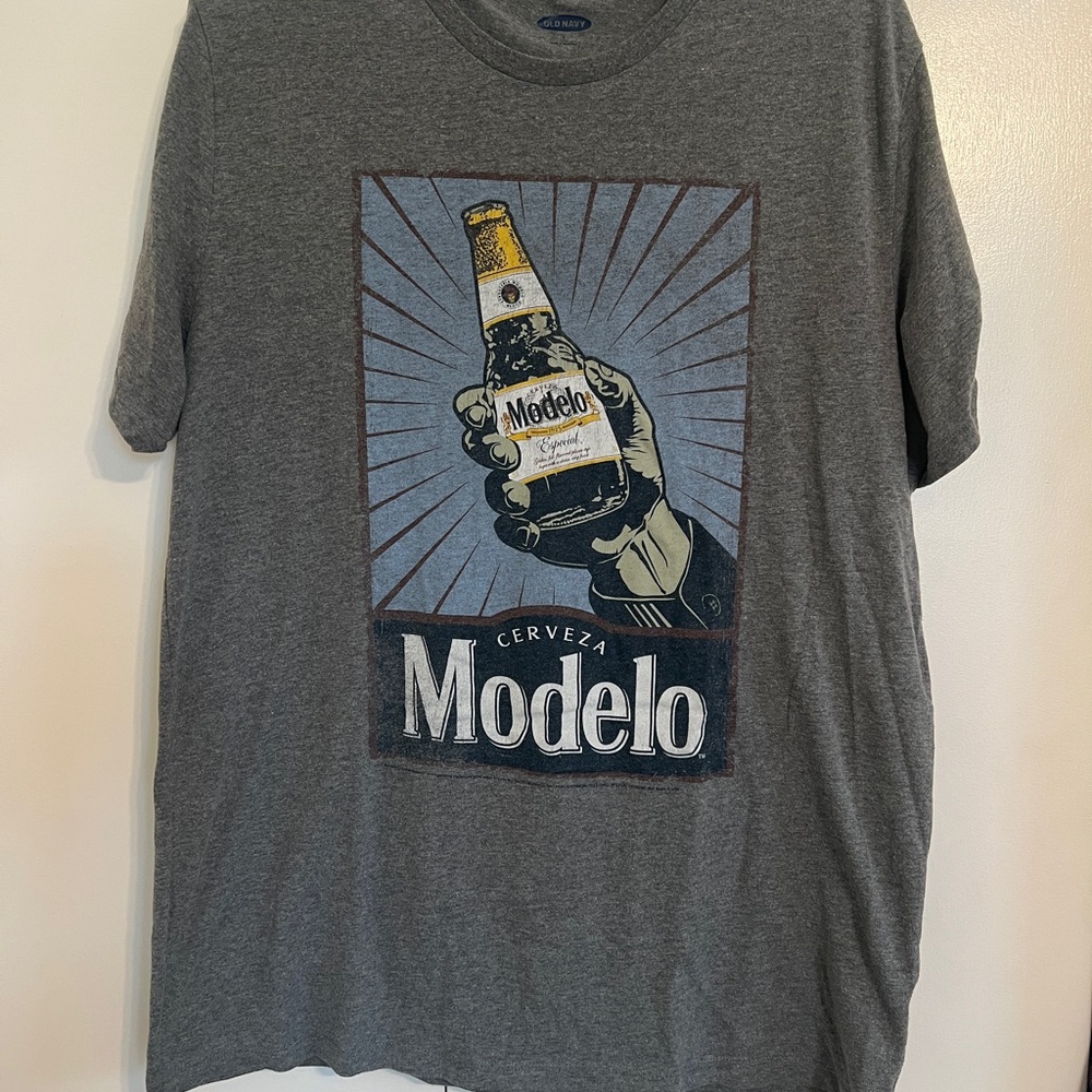 Model Graphic T-Shirt